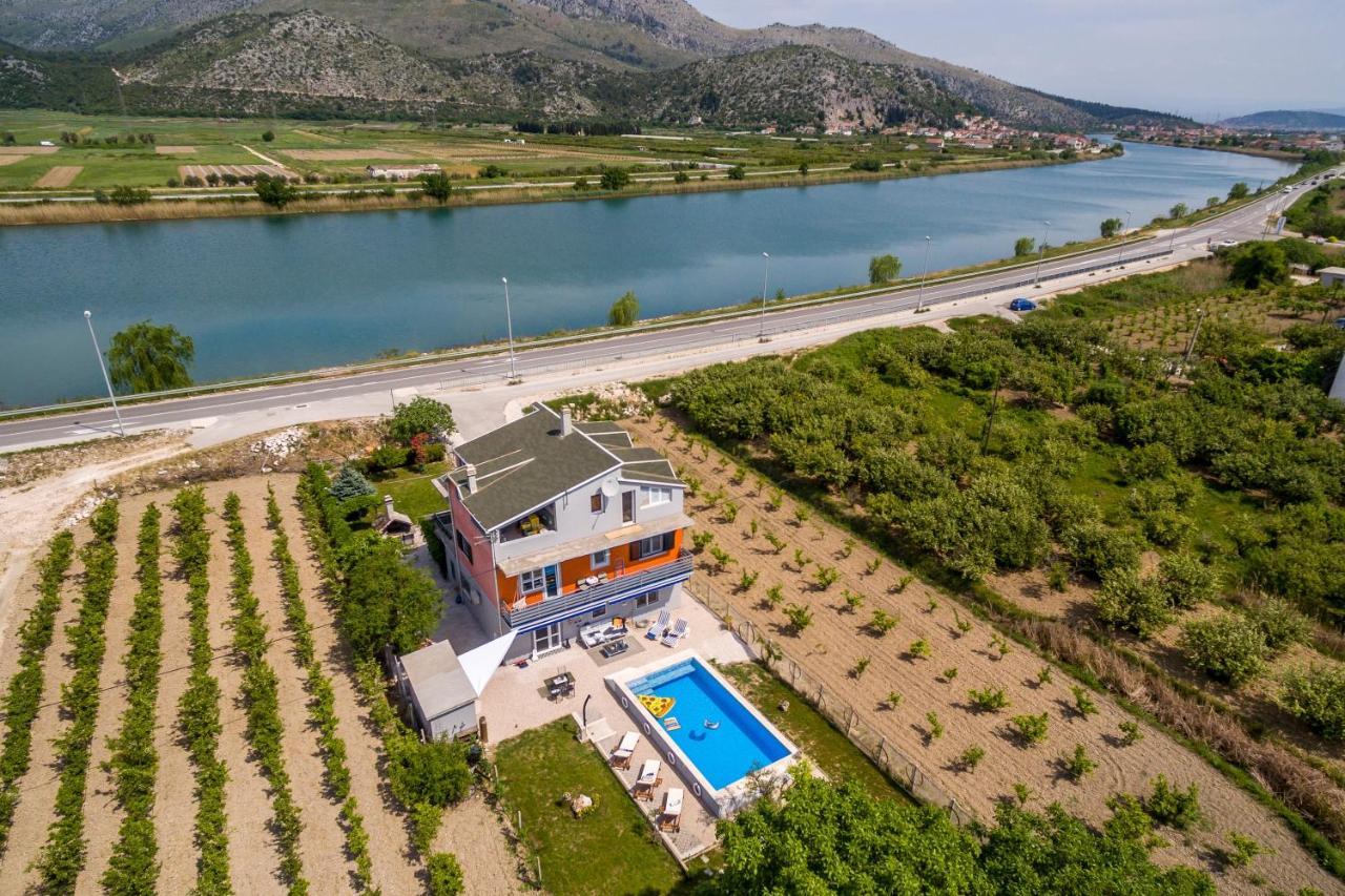 House With A Swimming Pool Opuzen, Neretva Delta - Usce Neretve - 8818 Holiday home